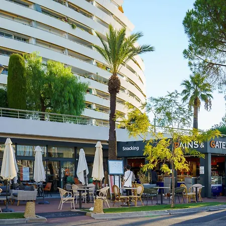 Apartment Bienvenue A Marinastar Cote Azur 55m2confort, Vue Mer, 200m De La Clim Et Garage Prive Villeneuve-Loubet